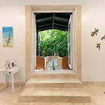 Island Gardens Family Escape, Pool & Car Included