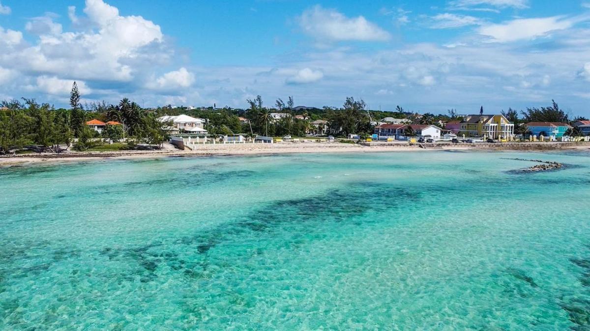 Apartment Island Gardens Family Escape, Pool & Car Included Nassau