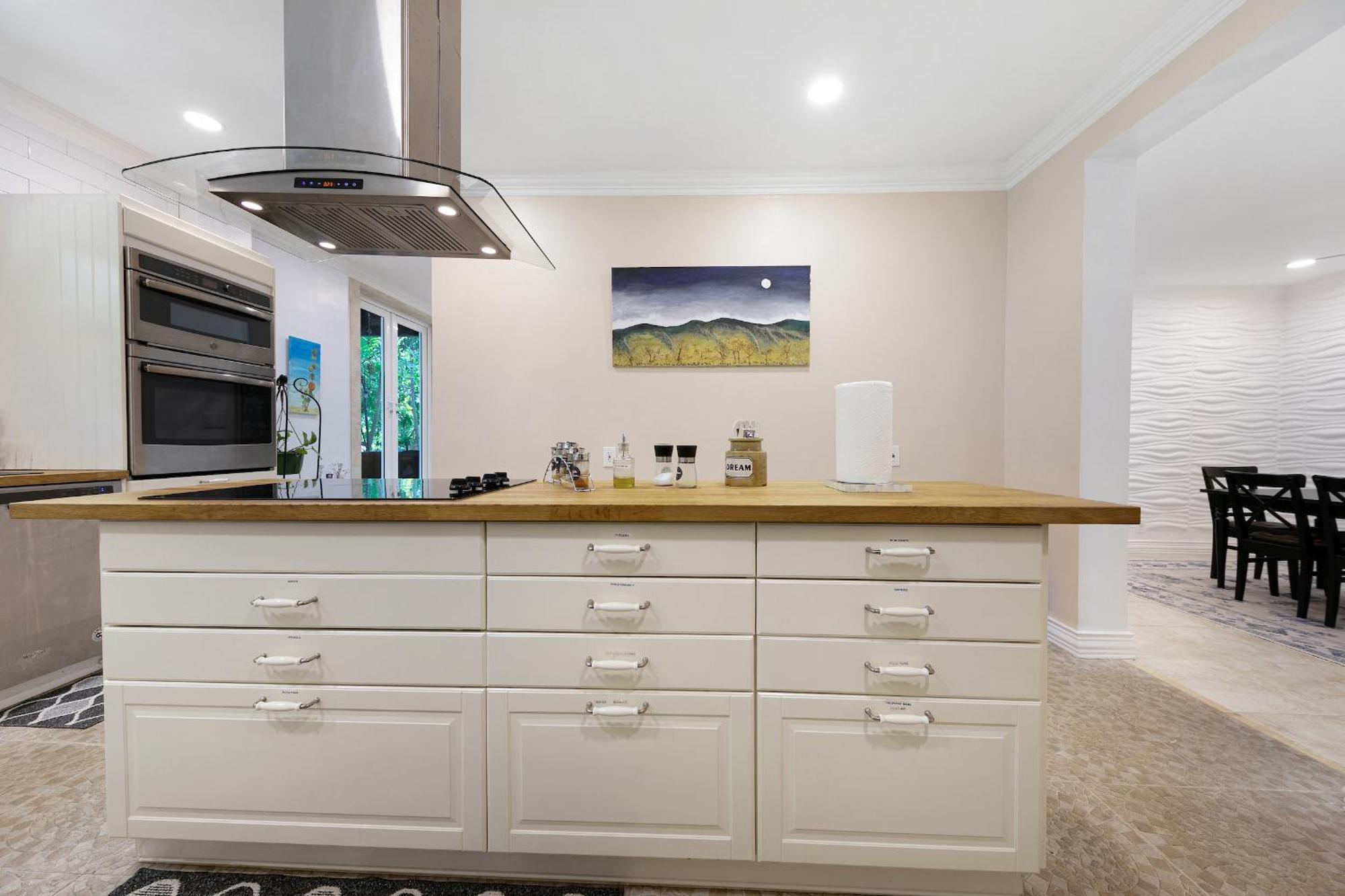Island Gardens Family Escape, Pool & Car Included Nassau